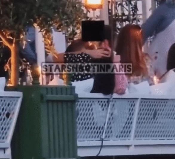 Xôn xao clip Lisa hẹn hò con trai tỷ phú giàu nhất thế giới, thực hư ra sao?-2