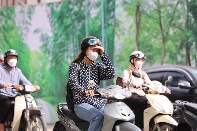 Miền Bắc, miền Trung nắng nóng đến bao giờ?-1