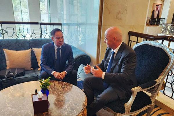 FIFA cảnh cáo bóng đá Thái Lan-1