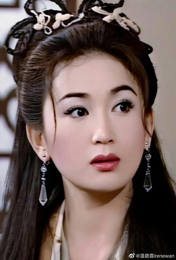 Ôn Bích Hà: U60 trẻ đẹp ngỡ ngàng, sở hữu cuộc sống giàu có đáng ngưỡng mộ-1