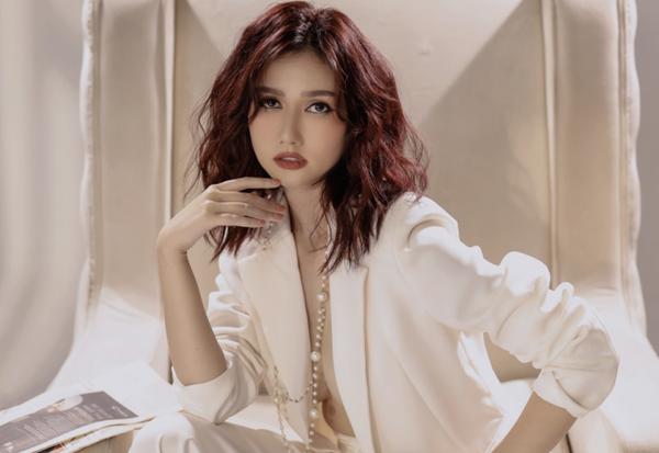 Nữ diễn viên Hương Giang nổi đóa khi con gái bị chê xấu-2