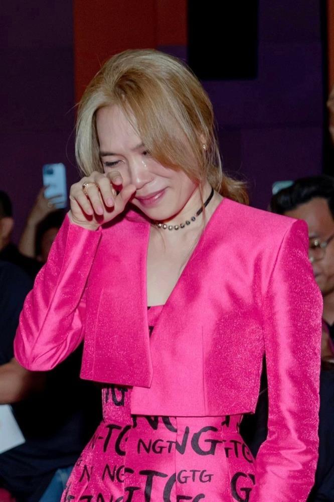 Mỹ Tâm tuổi 42: Độc thân viên mãn, gây sốt với nhan sắc lão hóa ngược-7