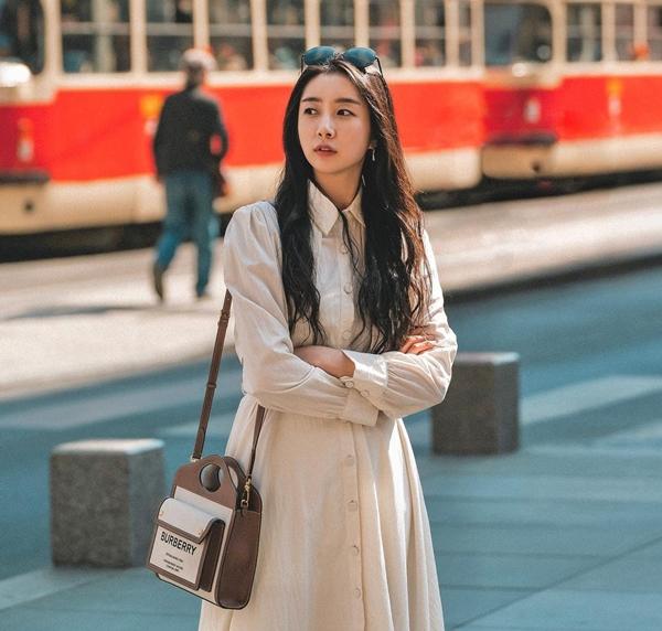 Nữ ca sĩ bị lừa đóng MV gợi dục-1