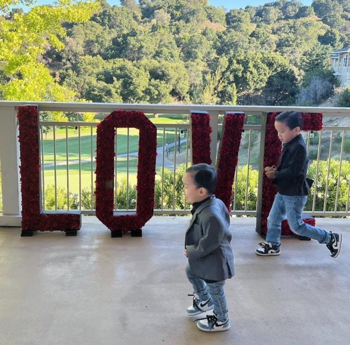 Hoa hậu Phạm Hương hiếm hoi xuất hiện bên ông xã đại gia nhưng vẫn giữ 1 nguyên tắc-1