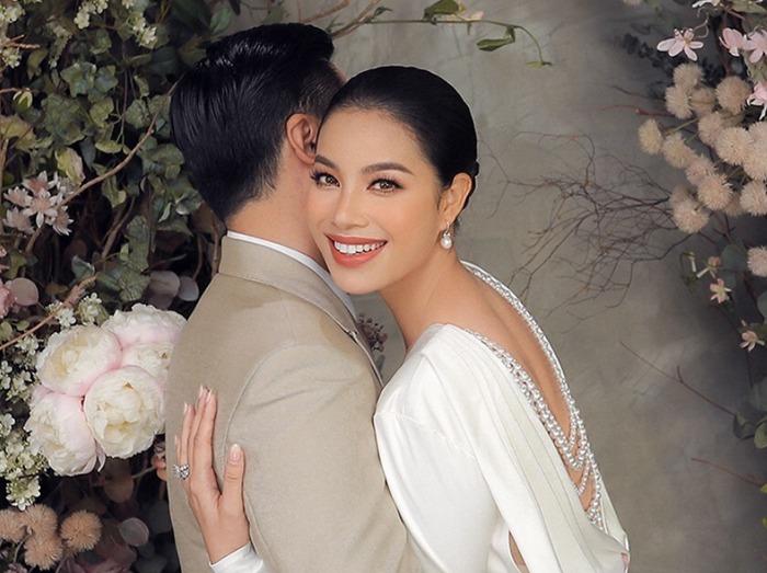 Hoa hậu Phạm Hương hiếm hoi xuất hiện bên ông xã đại gia nhưng vẫn giữ 1 nguyên tắc-7