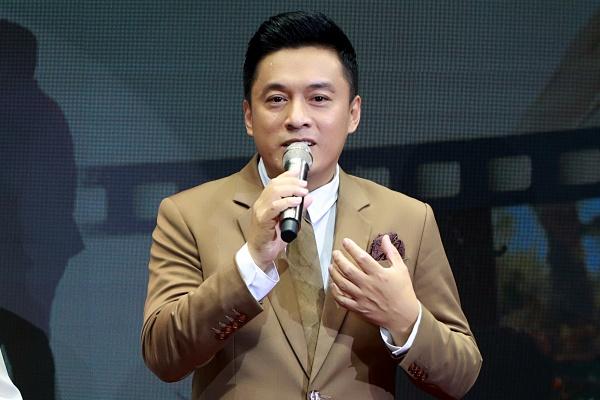 Lam Trường kể về thời đạp xe đi hát vũ trường, nghe pháo giao thừa mà rơi nước mắt-7