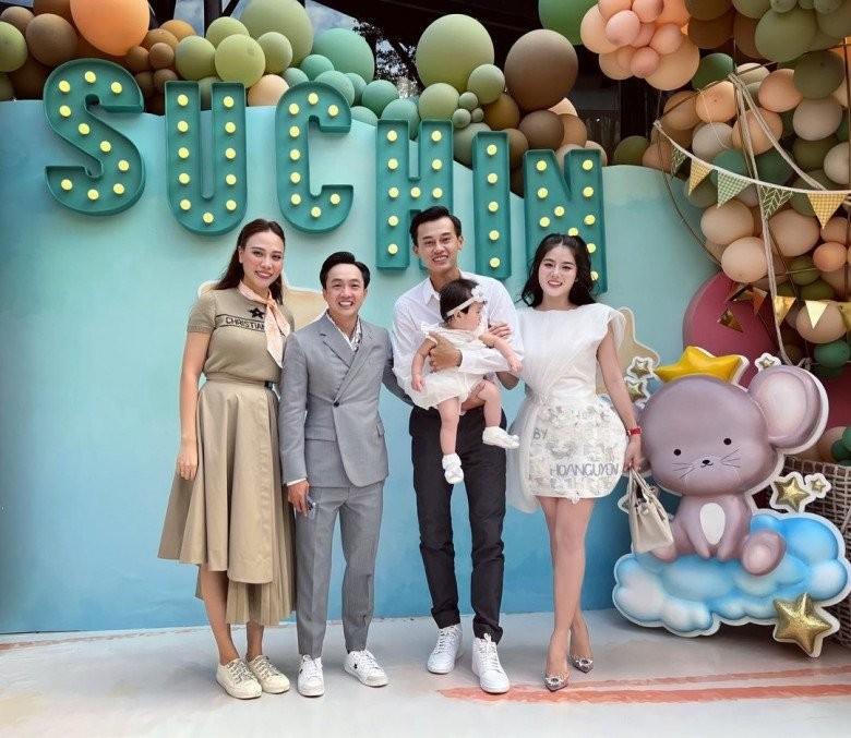 Vợ đại gia siêu xe Bến Tre nổi nhất hôm nay, mẹ 2 con có body đẹp không thua vợ Bùi Tiến Dũng-11