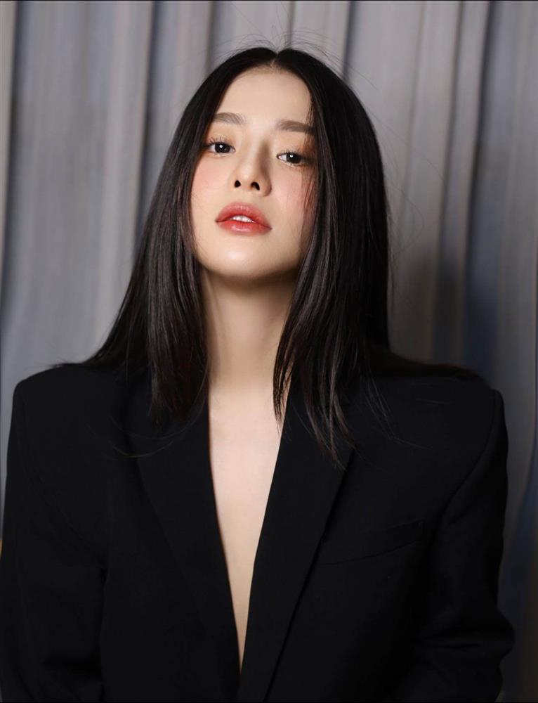 Vợ đại gia siêu xe Bến Tre nổi nhất hôm nay, mẹ 2 con có body đẹp không thua vợ Bùi Tiến Dũng-4