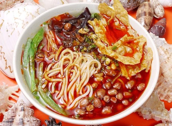 Món bún ốc thối siêu nặng mùi, càng nồng nặc càng gây nghiện ở Trung Quốc-1