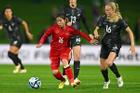 Tuyển nữ Việt Nam thua hai bàn trước New Zealand