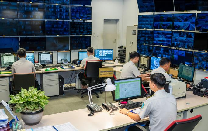 Truy tìm chiếc ví đựng hơn 100 triệu đồng và điện thoại Vertu rơi ở sân bay-2