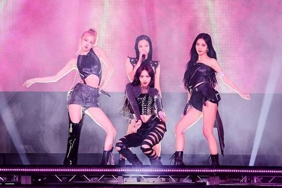 Nhiều khán giả mất tiền oan khi mua vé nhượng xem BlackPink tại Hà Nội