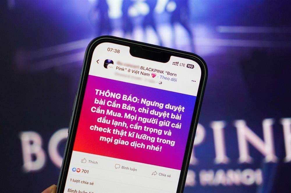 Rộ lên trò lừa đảo bán lại vé BlackPink, cho thuê gậy cổ vũ trên Facebook-2