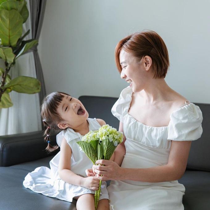 Đội hình phu nhân xinh đẹp, gợi cảm của các rapper Việt-6