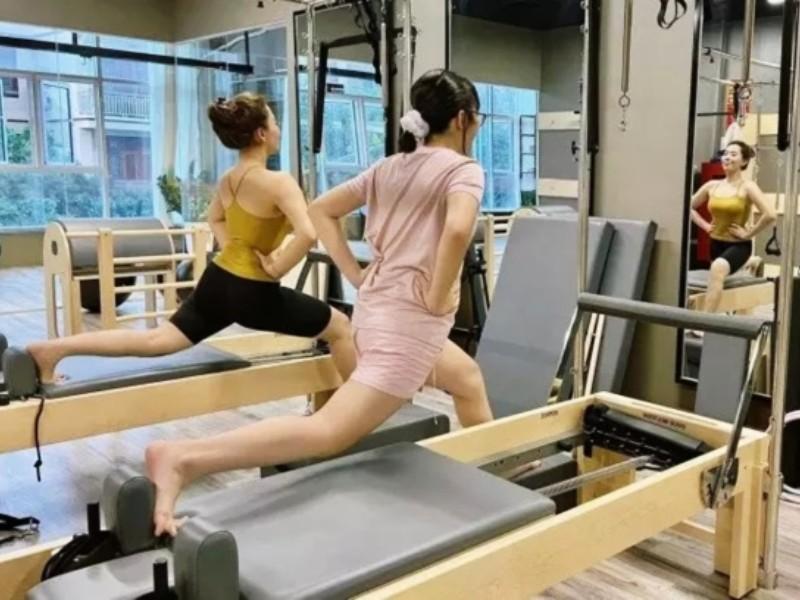 Con gái cao lớn đạo diễn Ai Là Triệu Phú lột xác trước sinh nhật tuổi 12, mẹ nhìn thấy xấu hổ-8