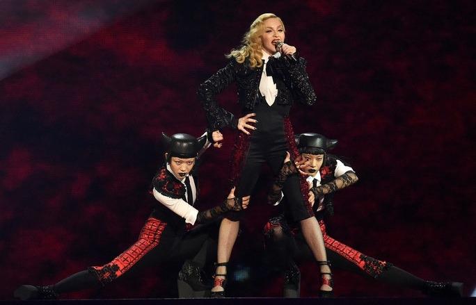 Madonna xuất hiện lần đầu kể từ khi lâm trọng bệnh-4