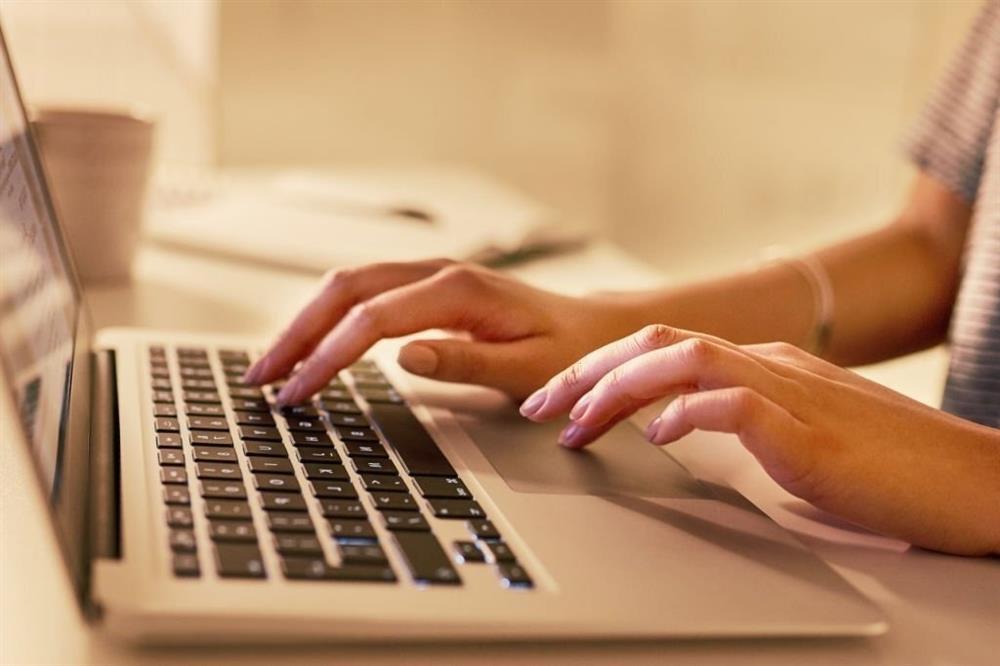 Nghề săn vé hộ kiếm 10 triệu đồng/lần: Có dễ ăn đến thế?-1