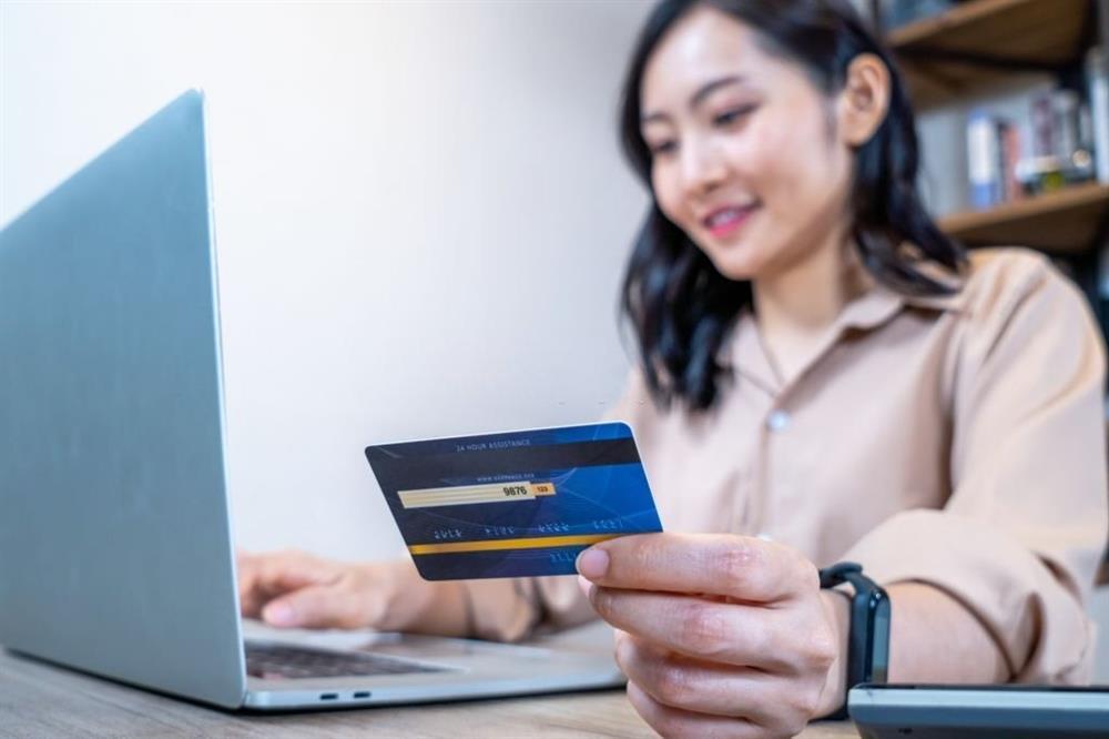 Nghề săn vé hộ kiếm 10 triệu đồng/lần: Có dễ ăn đến thế?-3