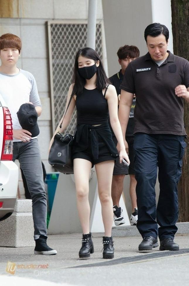 Nghề hộ tống nghệ sĩ-1