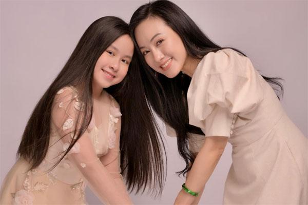 Con gái tên kêu như chuông của BTV Hoài Anh, càng lớn càng giống mẹ, có đặc điểm Hoa hậu tương lai-16