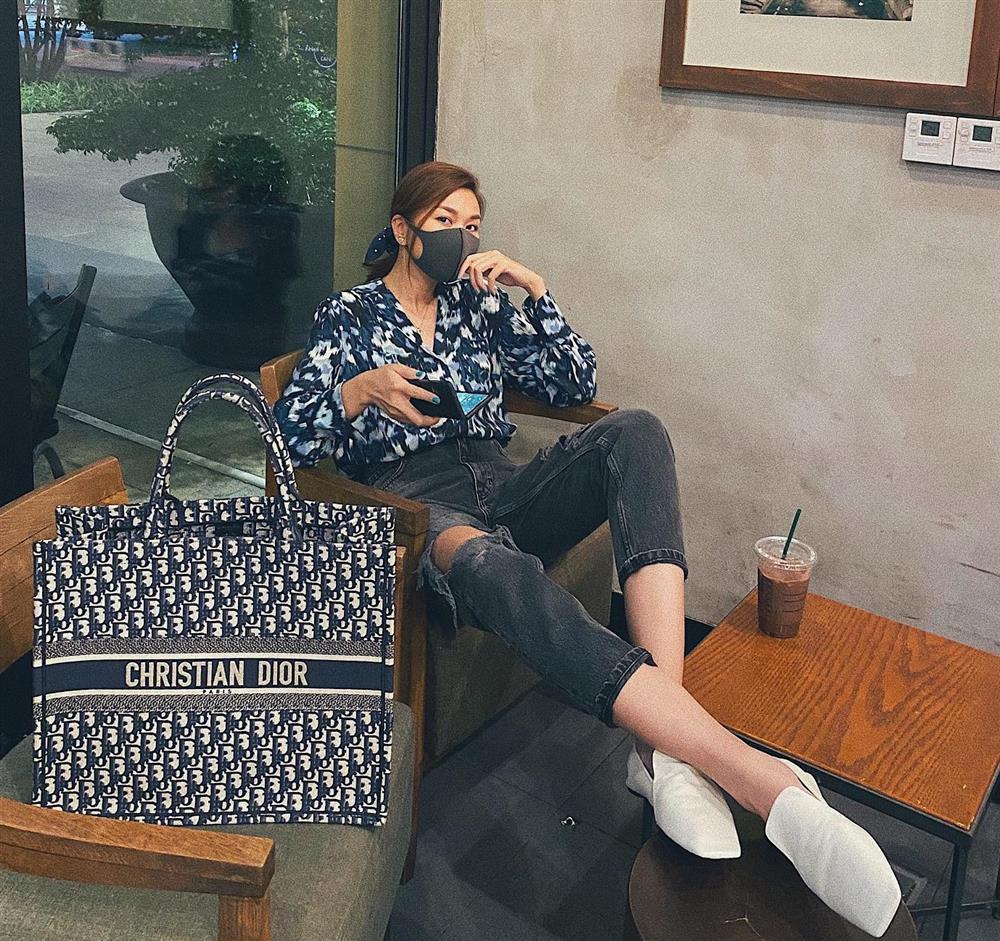 Các cách mặc quần jeans ống đứng trẻ trung và tôn dáng-6