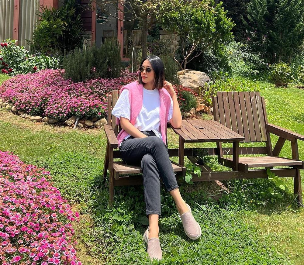 Các cách mặc quần jeans ống đứng trẻ trung và tôn dáng-7