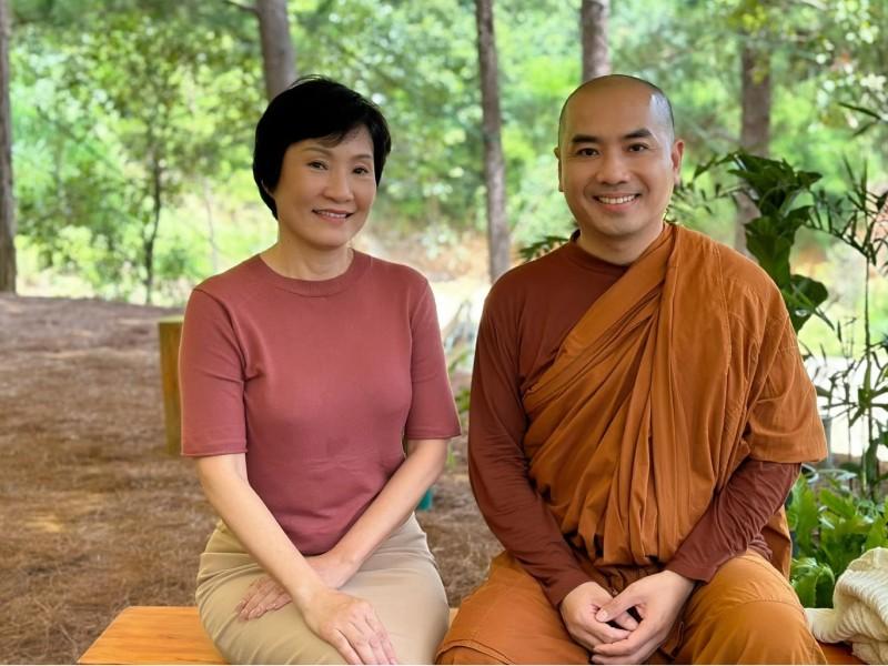 Hồng Đào bất ngờ cắt phăng mái tóc đen nhánh, nhan sắc tuổi 60 được khen trẻ hơn thời còn làm vợ Quang Minh-2