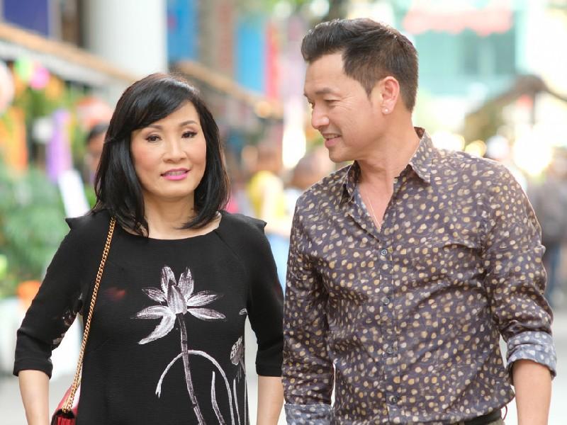 Hồng Đào bất ngờ cắt phăng mái tóc đen nhánh, nhan sắc tuổi 60 được khen trẻ hơn thời còn làm vợ Quang Minh-9