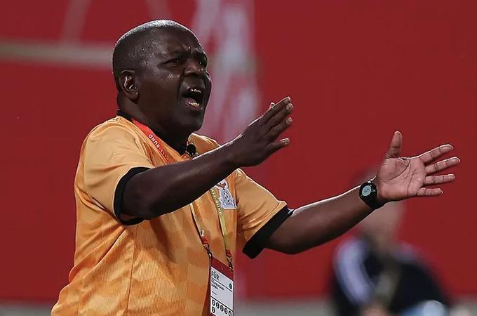 HLV Zambia bị tố lạm dụng tình dục nữ cầu thủ trước World Cup-1