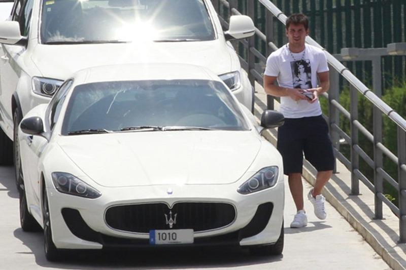 Ngắm dàn xe bạc tỷ của Lionel Messi - chàng cầu thủ sành chơi siêu xe-5