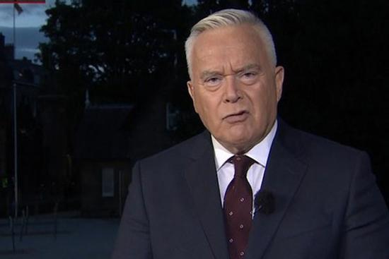 Lộ danh tính MC trong vụ mua ảnh nóng của trẻ vị thành niên