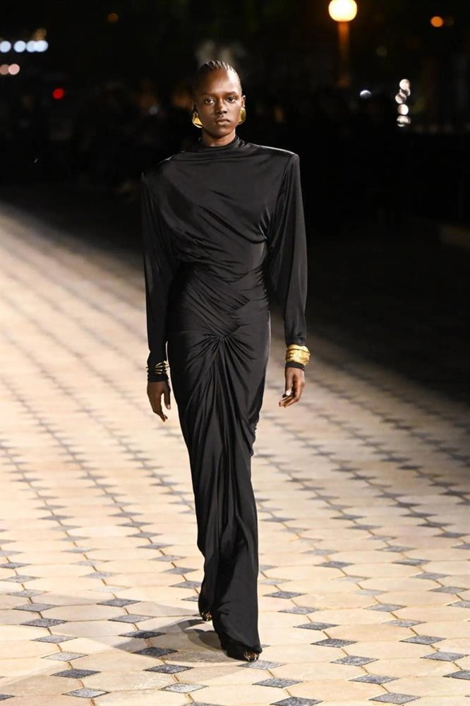 Dàn người mẫu da màu gợi cảm, nổi tiếng nhất thế giới hiện nay-7