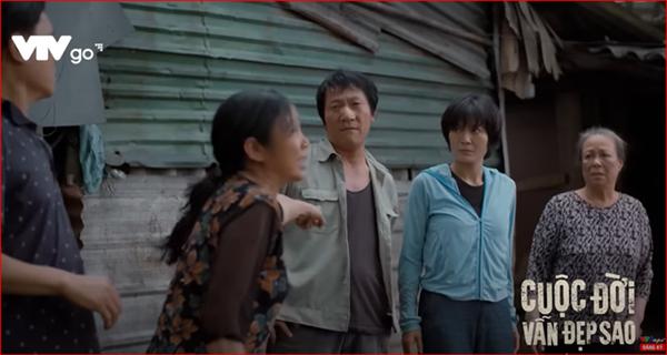 Vì sao Cuộc Đời Vẫn Đẹp Sao không nhắc đến con trai bà Tình sau khi giả chết, bỏ rơi mẹ và vợ đi theo tình mới?-1