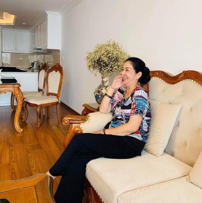 Cuộc sống đời thực viên mãn của người đàn bà đau khổ trên màn ảnh Việt-3