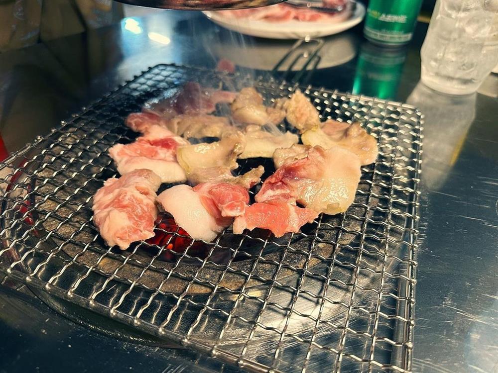 Hyun Bin - Son Ye Jin hẹn hò bình dị hậu lên chức cha mẹ-2