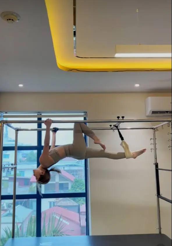 Hội người nổi tiếng, rich kid Việt khoe tập pilates độ vóc dáng-1
