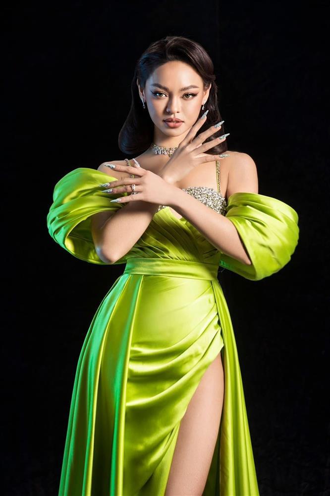 Á hậu Mai Ngô khóc nấc, tiết lộ từng tốt nghiệp cấp 3 với hạnh kiểm trung bình-2