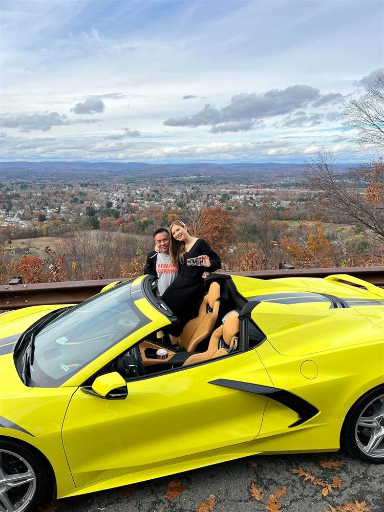 Dàn xe sang tiền tỷ đáng ngưỡng mộ của Phạm Thanh Thảo và chồng đại gia-3