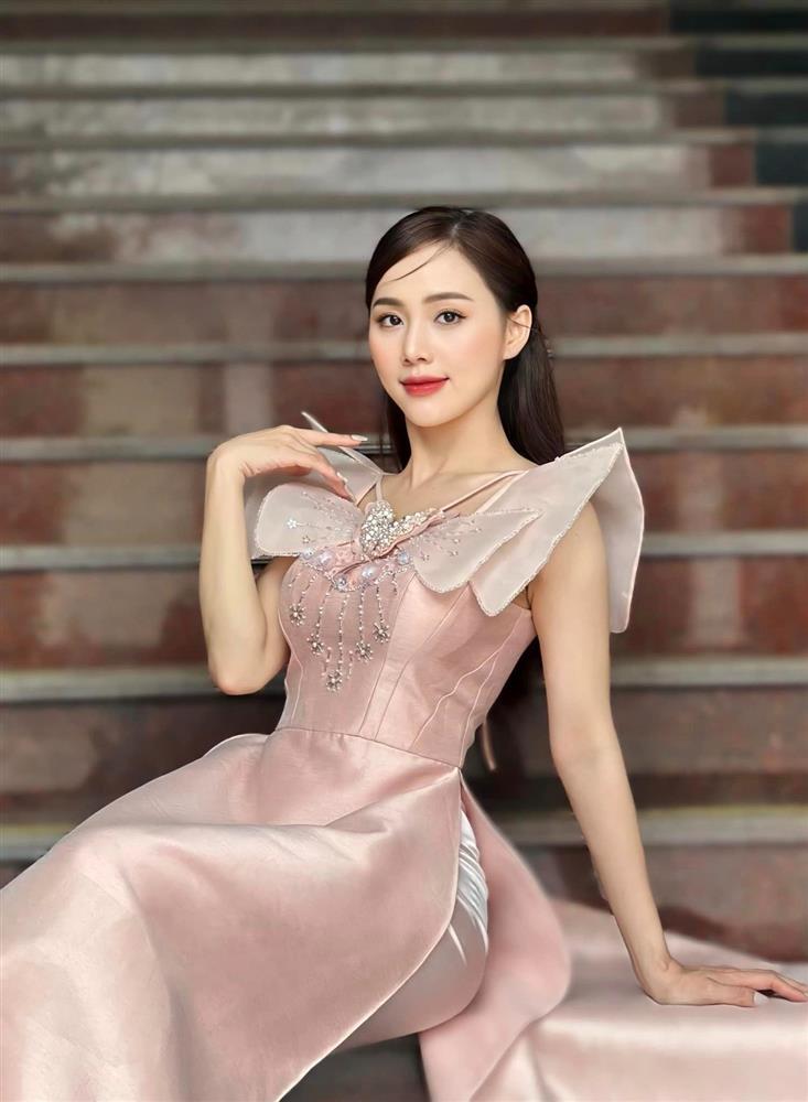 Nhan sắc đời thường của nữ phụ đỏng đảnh Nơi giấc mơ tìm về-5