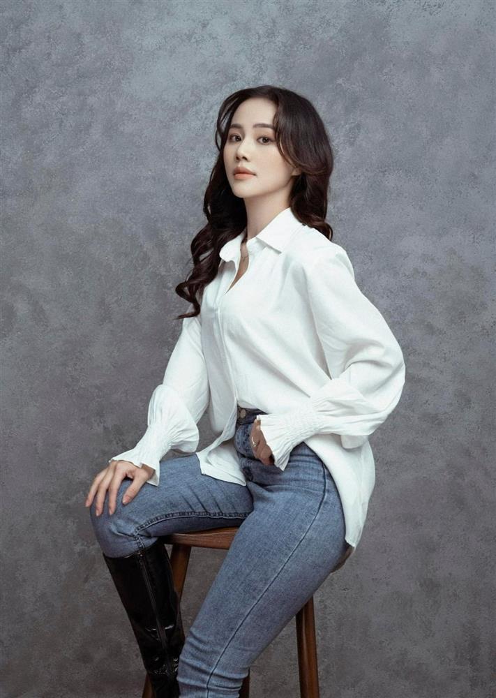 Nhan sắc đời thường của nữ phụ đỏng đảnh Nơi giấc mơ tìm về-9