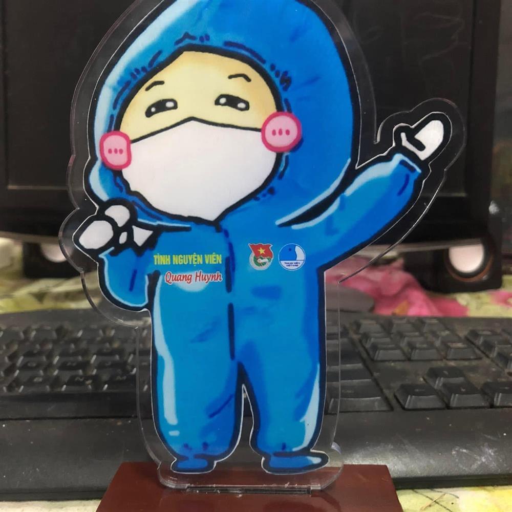 Màn flex có tâm nhất: 21 tuổi đã có 14 giấy chứng nhận hiến máu-2