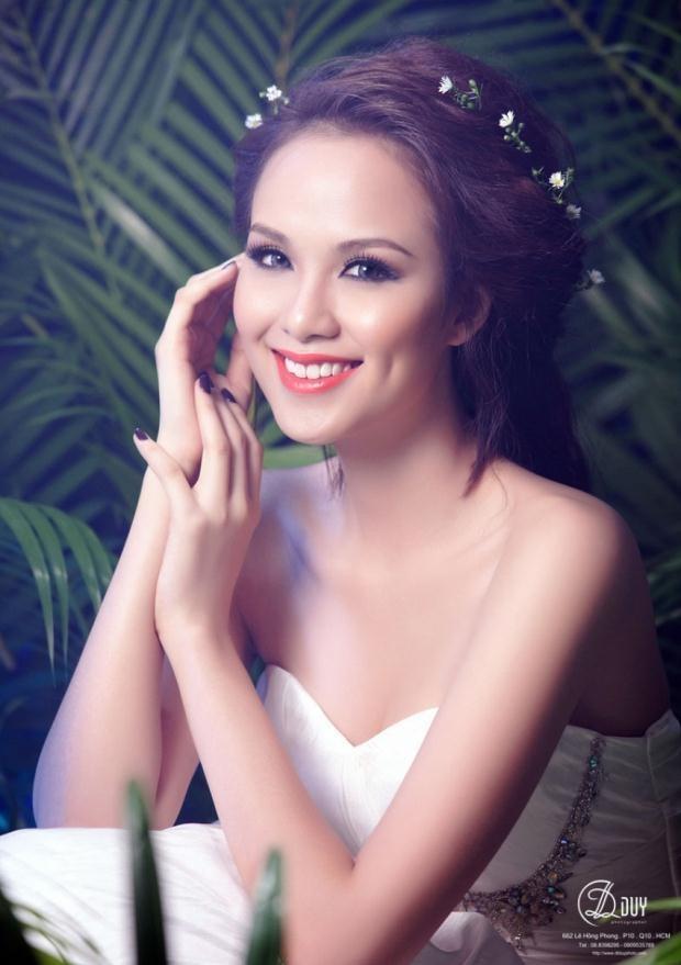 Hoa hậu Việt từng kiếm một tỷ trong 30 phút, gặp bao sóng gió cuộc đời bây giờ ra sao?-1