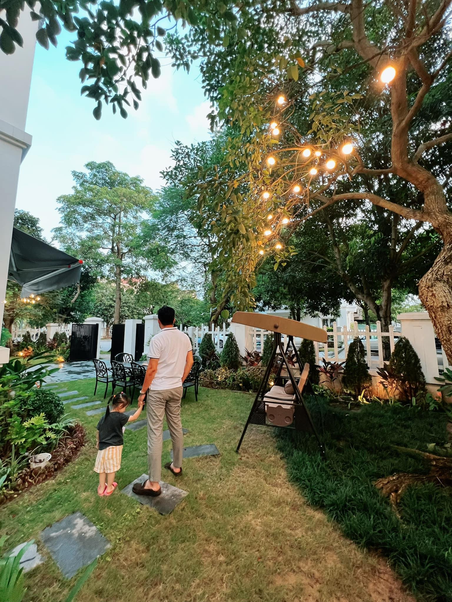 Hằng Túi và bạn trai xả loạt ảnh du lịch tình tứ, đàng trai chứng minh là người của gia đình-7