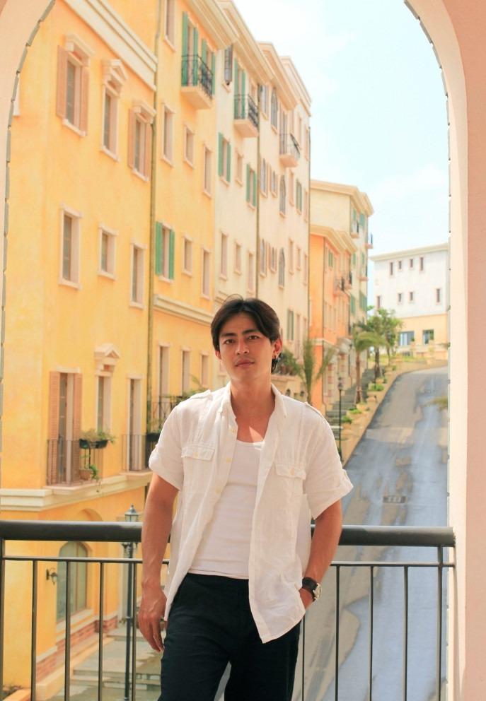 Diễn viên Quốc Huy U40 vẫn phong độ, tiết lộ hôn nhân bên bà xã kín tiếng-3