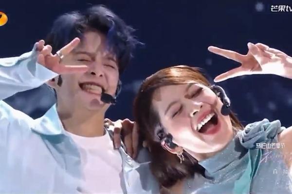 Fan Trung Quốc chi tiền, phủ sóng hình ảnh Chi Pu khắp mọi nơi-4