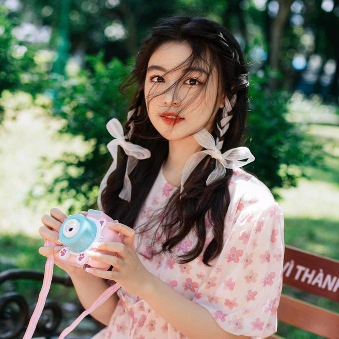 Lọ Lem - con gái Quyền Linh: Nhan sắc rực rỡ tuổi 17, khiến cha mẹ tự hào-9