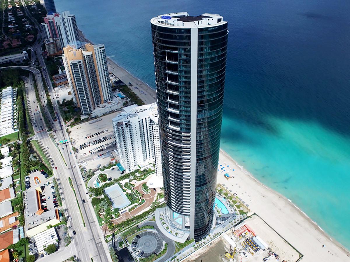 Khám phá căn hộ 212 tỷ của Messi ở Mỹ: Có cả thang máy dành cho ô tô-2