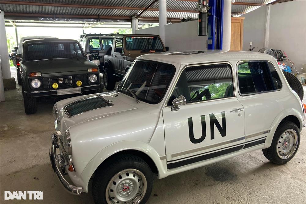 Ngắm kho xe của Đặng Lê Nguyên Vũ: Trăm tỷ xếp lán, phải thuê người chăm-5