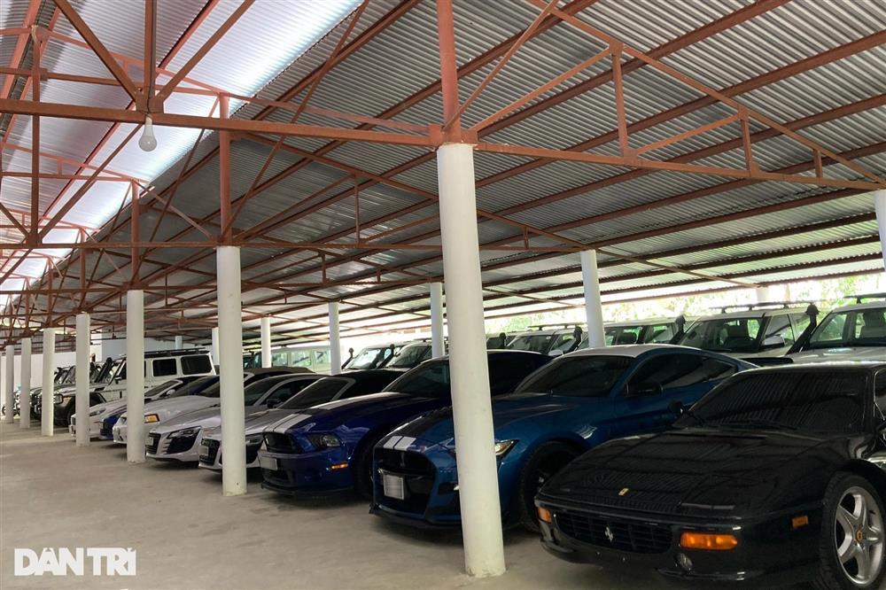 Ngắm kho xe của Đặng Lê Nguyên Vũ: Trăm tỷ xếp lán, phải thuê người chăm-6