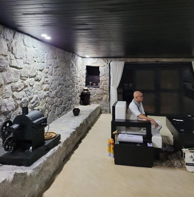 Bất ngờ rò rỉ hình ảnh ngôi nhà trong hang thứ hai của ông Đặng Lê Nguyên Vũ-2